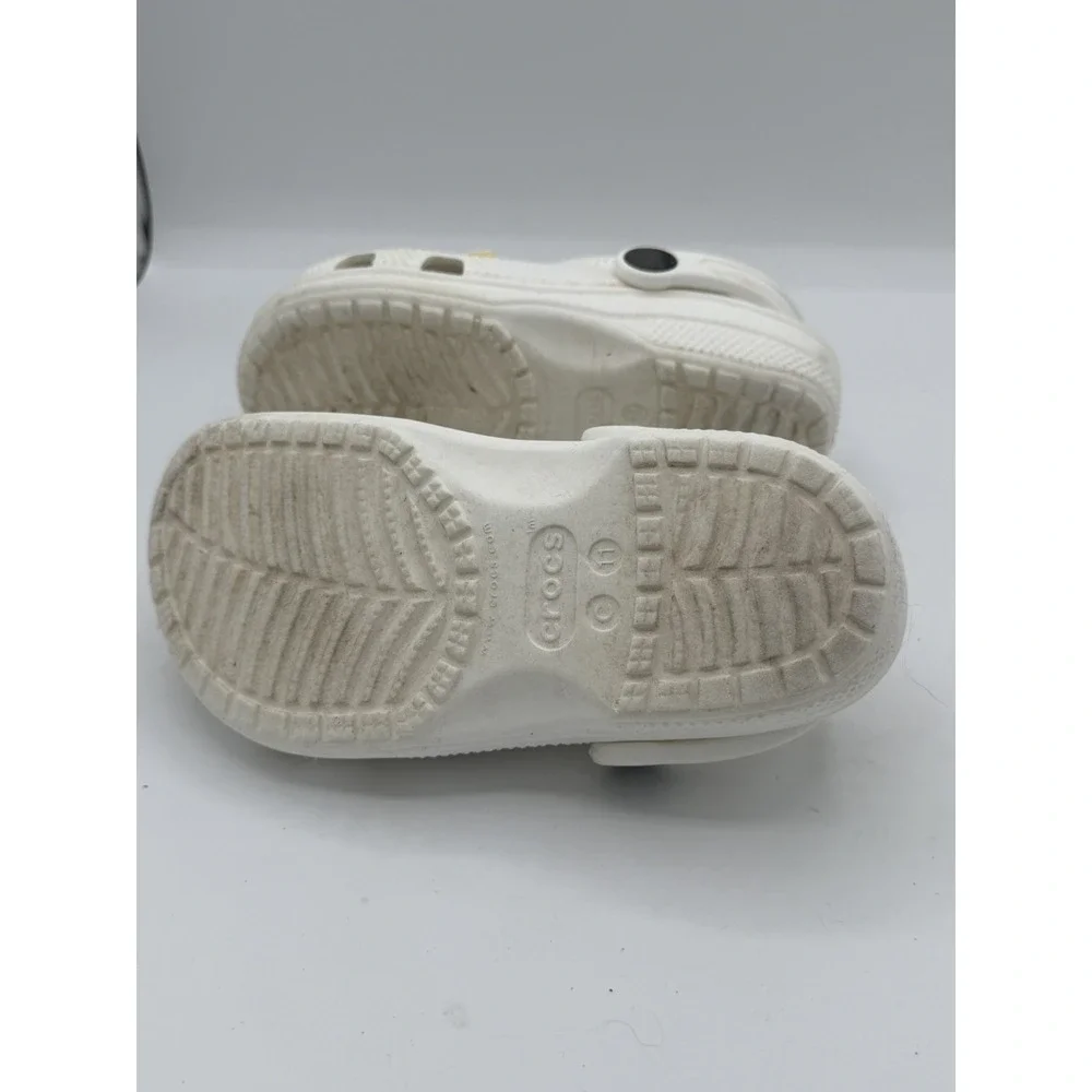 Crocs Kids' Classic White Clogs With Jibbitz Charms Size C11